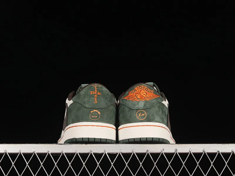 All Categories Air Jordan Jordan Series Basketball Shoes Air Jordan 1 Low Travis Scott x Air Jordan 1 Low OG AJ1 Joe 1 Reversed Overhook Joint Style Casual Sports Basketball Shoes DM7866-686